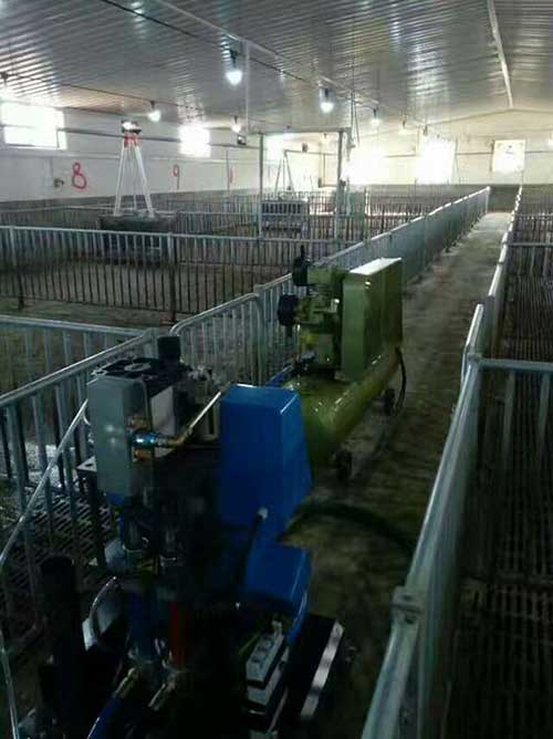 廣東聚氨酯噴涂機(jī)廠(chǎng)家圈舍保溫施工